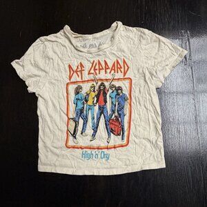 Def Leppard Girls XS Classic Rock Band Cropped T-Shirt